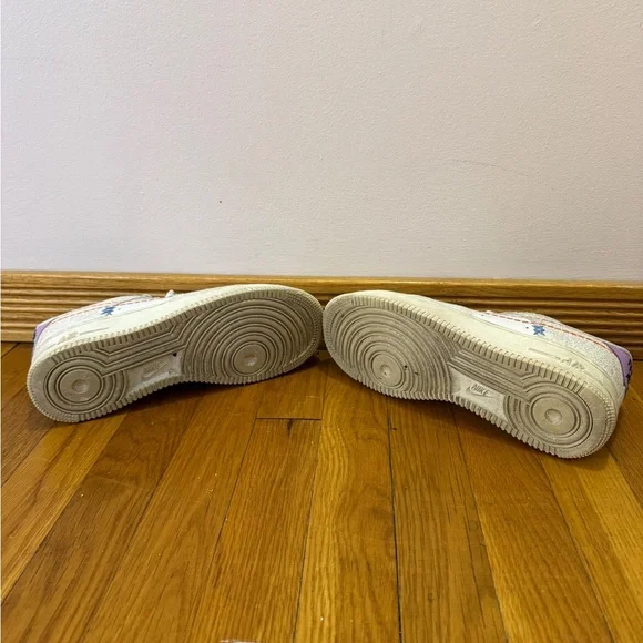 Nike Air Force 1 '07 SE Low Sz 7.5 Women Retro Shoes Beige Purple DX2348-100 - Picture 10 of 12